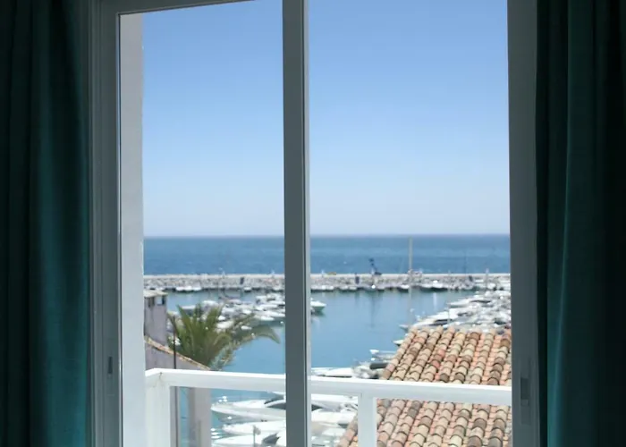Luxury Holiday In Puerto Banus Marina With Sea Views Apartment
